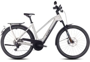 Cube Kathmandu Hybrid 45 750